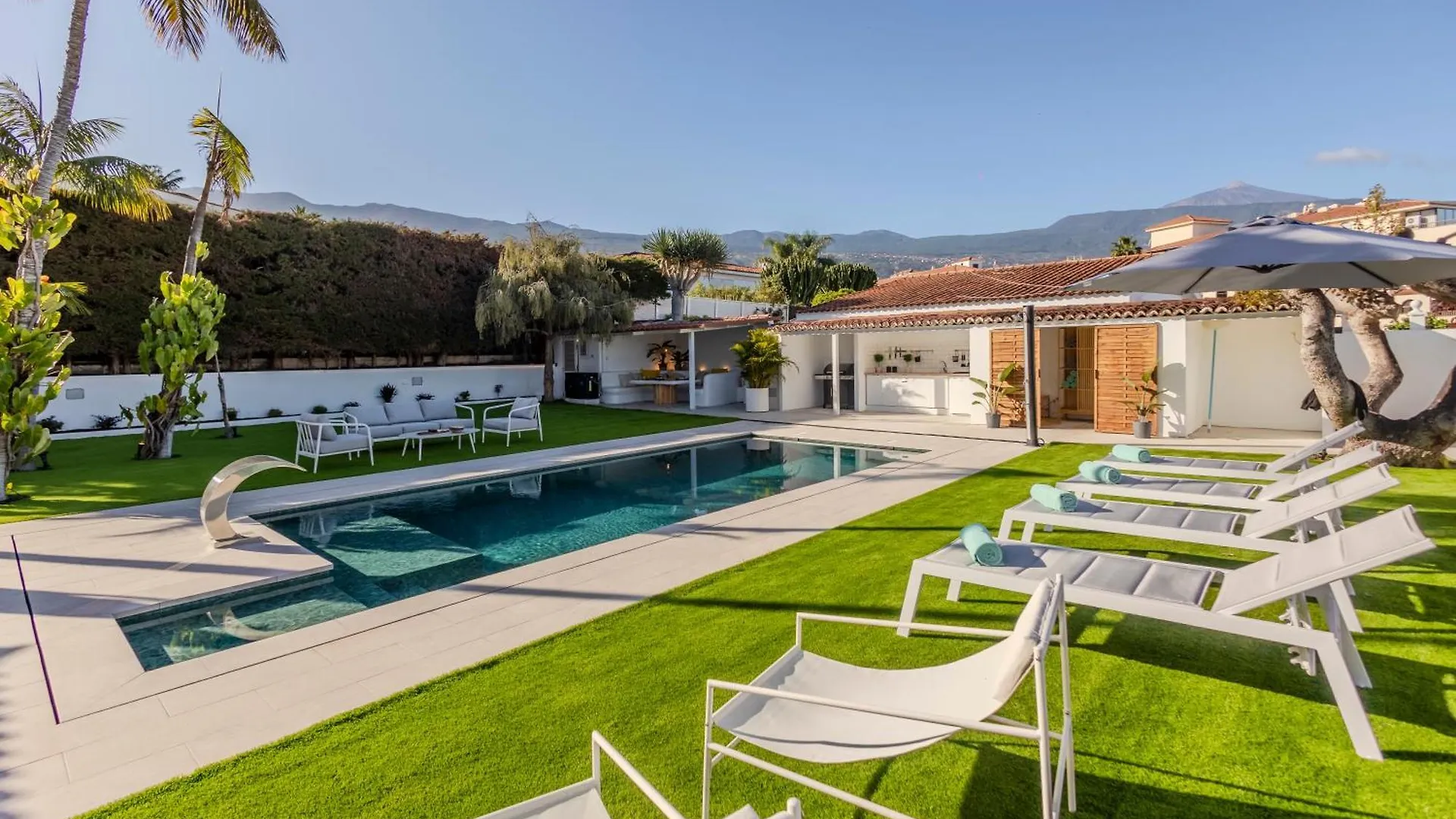 Luxury Villa Teide View, Heated Pool, Sauna & Golf Puerto de la Cruz  Puerto de la Cruz (Tenerife)