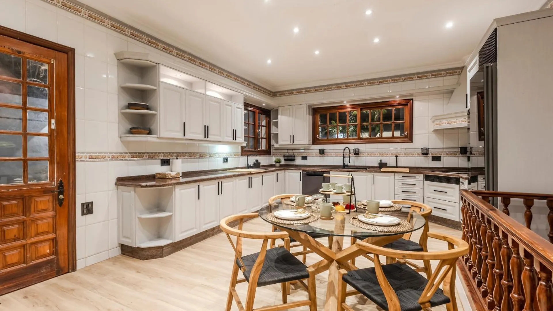 Chalet Luxury Villa Teide View, Heated Pool, Sauna & Golf Puerto de la Cruz