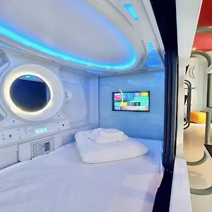 Atypicap Capsule Hotel a capsule