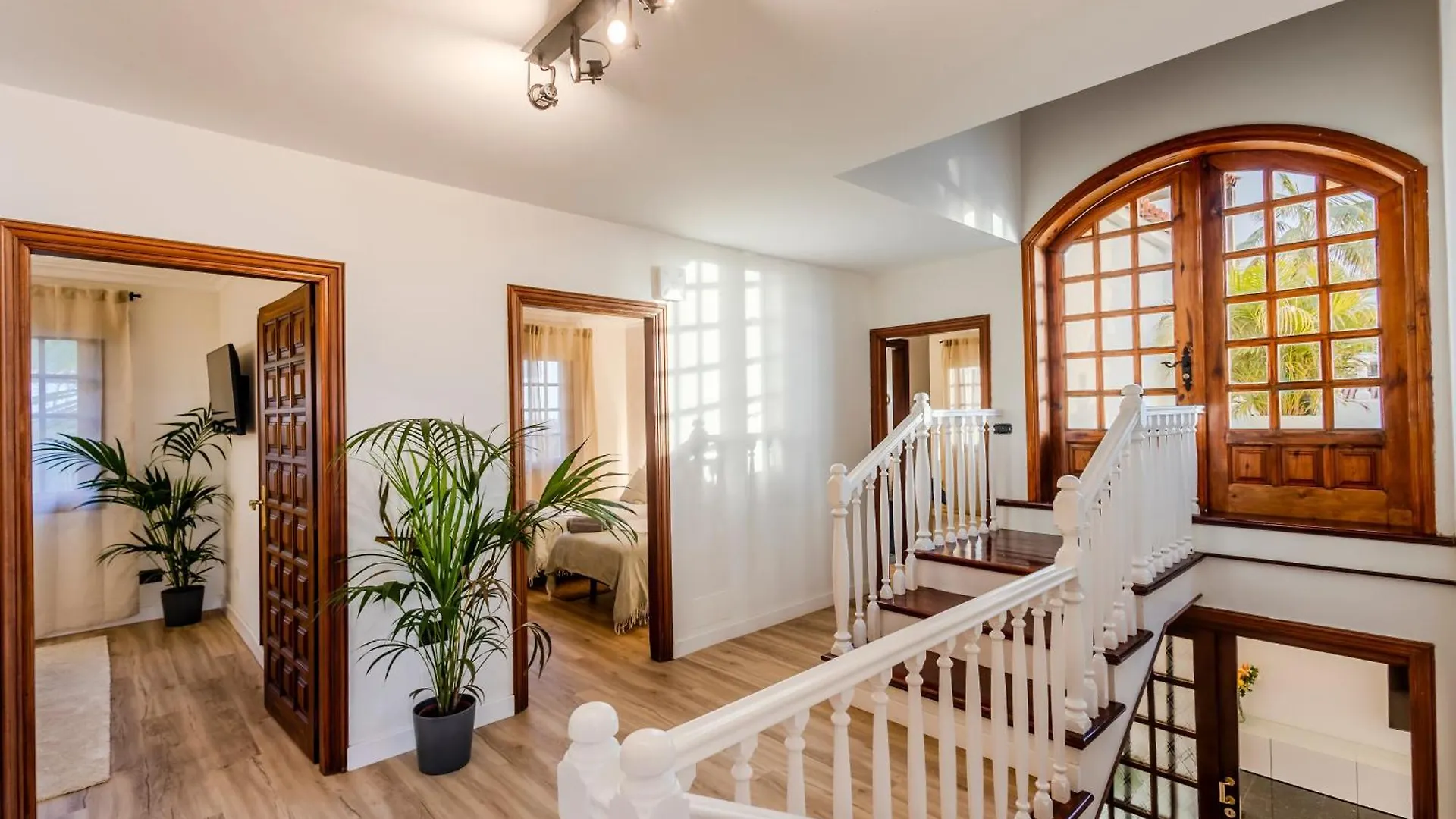 Luxury Villa Teide View, Heated Pool, Sauna & Golf Puerto de la Cruz  Chalet